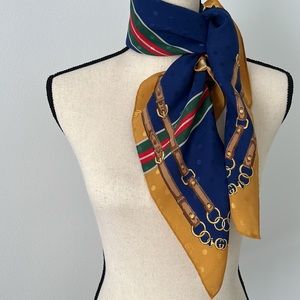 Gucci scarf
